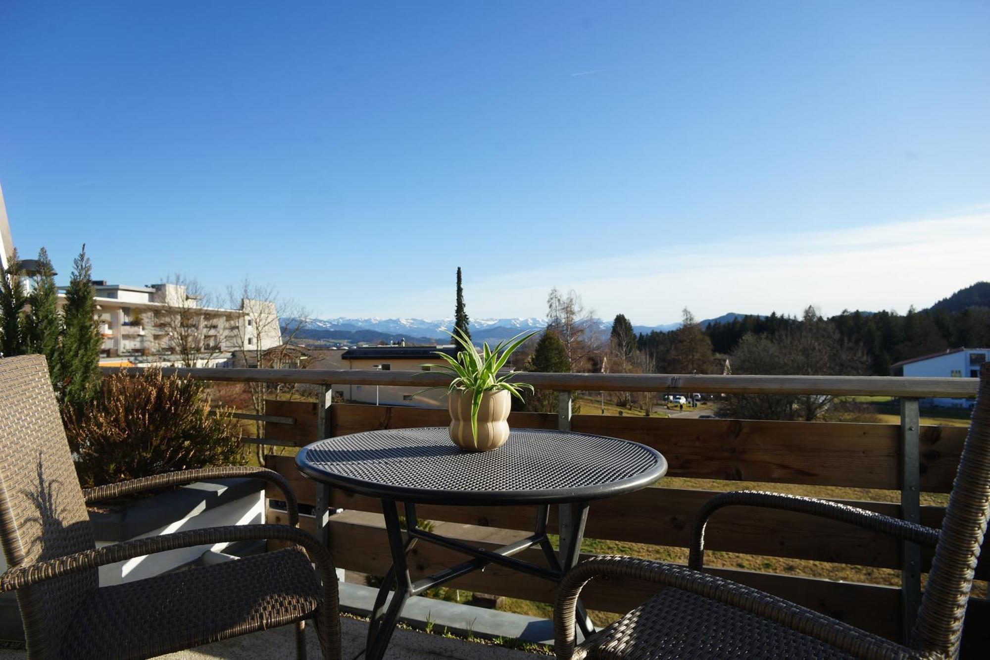 Relax - Appartements Mit Pool Und Sauna, Allgaeu Scheidegg Exterior photo